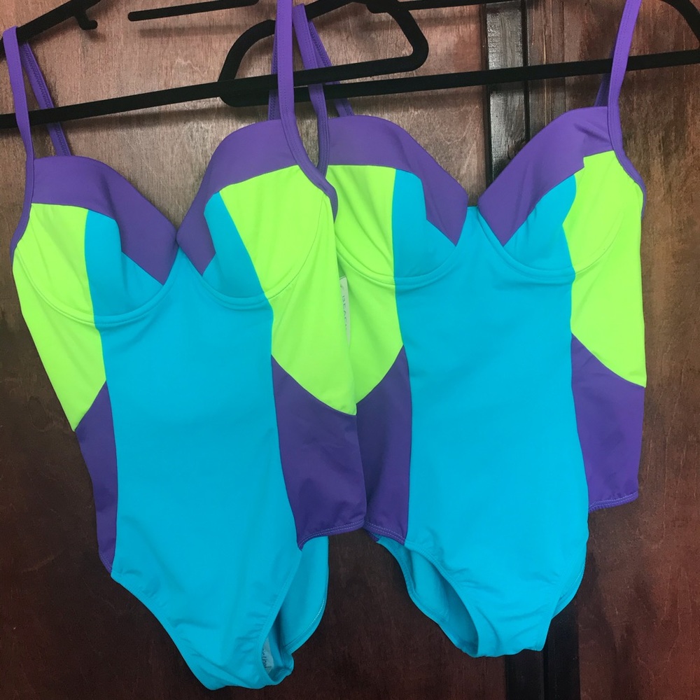 Neath Betty sz medium 8/10